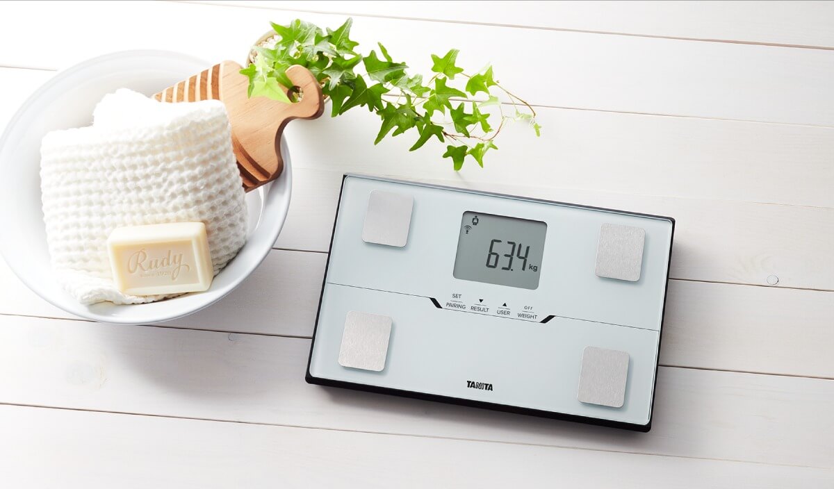 Đo tỷ lệ mỡ cơ thể bằng cân thông minh